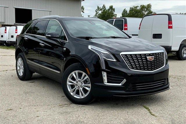 new 2025 Cadillac XT5 car, priced at $45,415