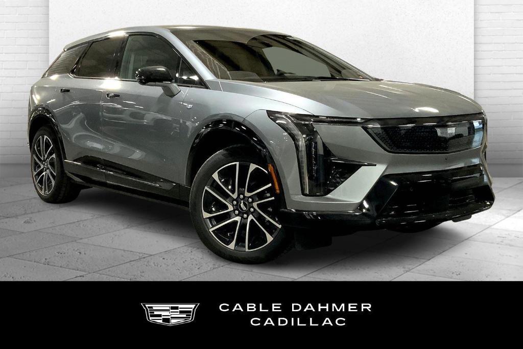 new 2025 Cadillac OPTIQ car, priced at $55,914