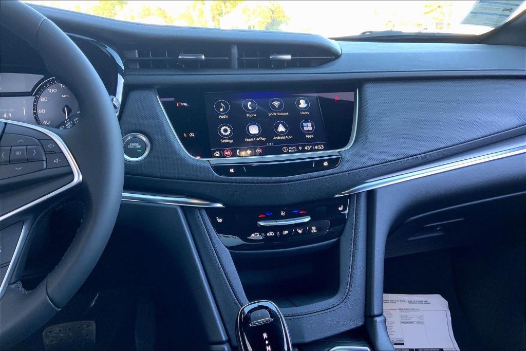 new 2025 Cadillac XT5 car, priced at $44,690