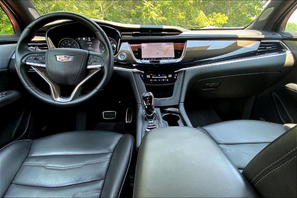 used 2024 Cadillac XT6 car, priced at $50,000