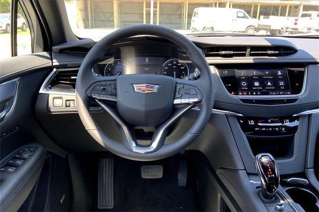 new 2025 Cadillac XT6 car, priced at $51,915