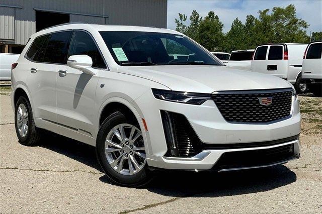 new 2025 Cadillac XT6 car, priced at $51,915