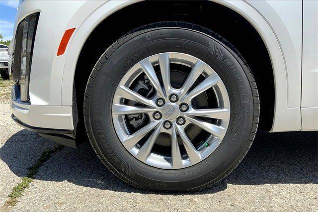 new 2025 Cadillac XT6 car, priced at $51,915