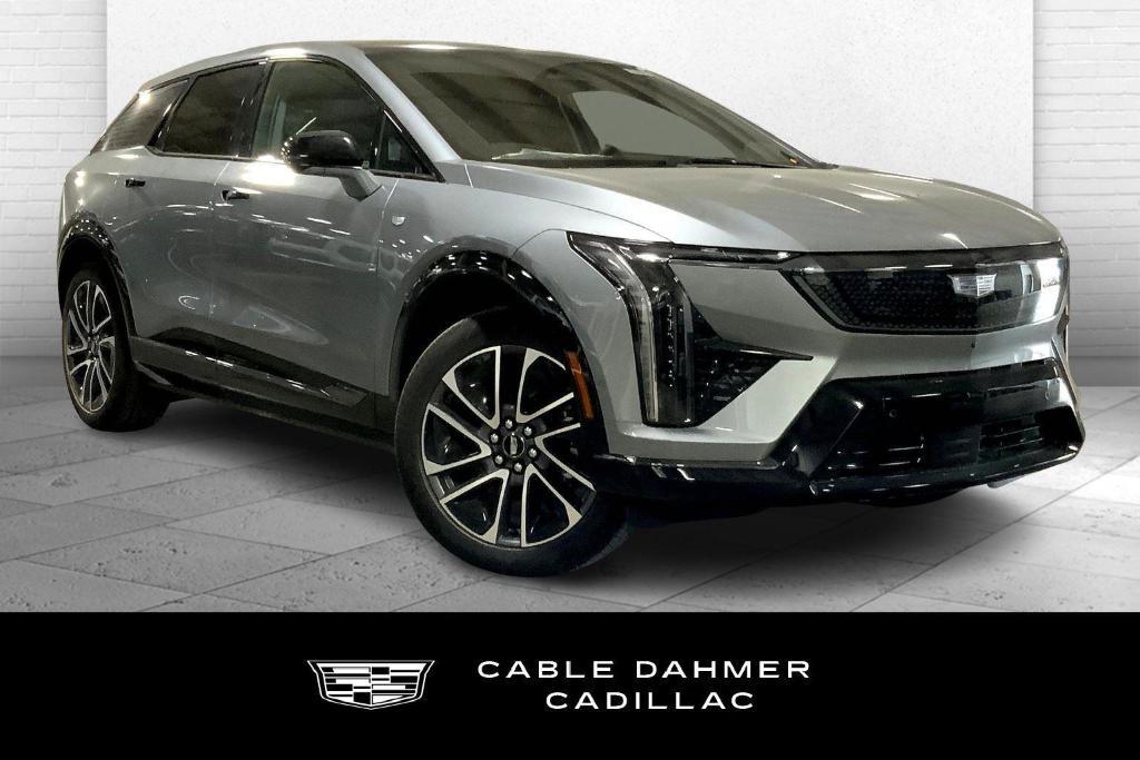 new 2025 Cadillac OPTIQ car, priced at $55,914
