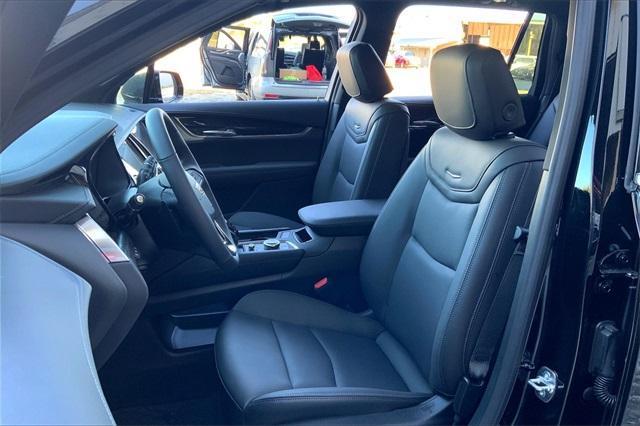 new 2025 Cadillac XT6 car, priced at $62,515