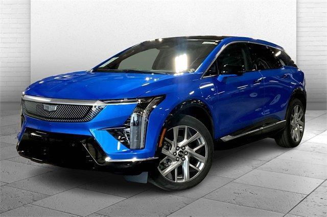 new 2025 Cadillac OPTIQ car, priced at $56,595