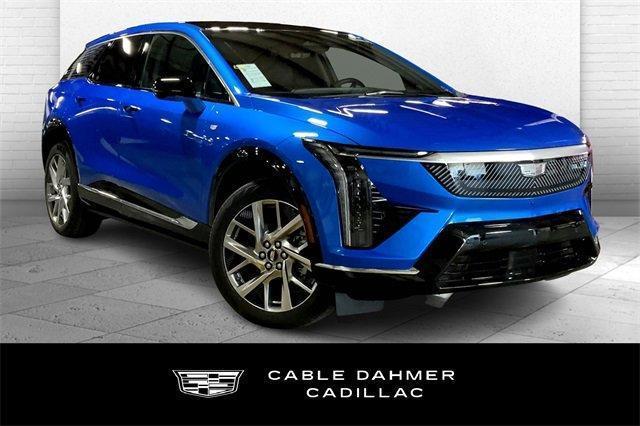 new 2025 Cadillac OPTIQ car, priced at $56,595