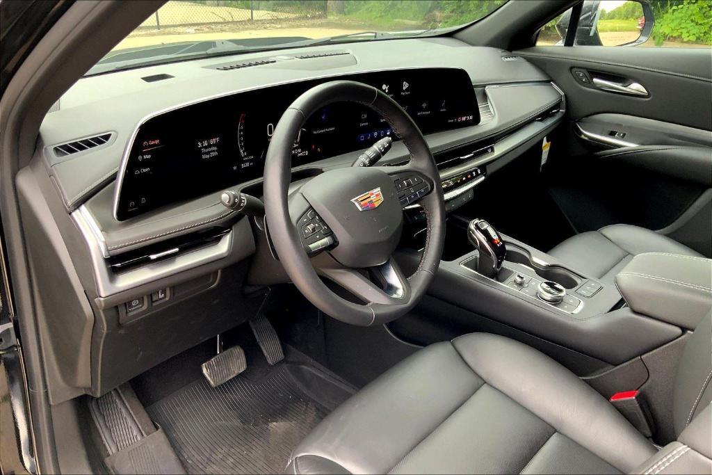 used 2024 Cadillac XT4 car, priced at $35,423