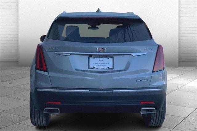 new 2025 Cadillac XT5 car, priced at $40,690
