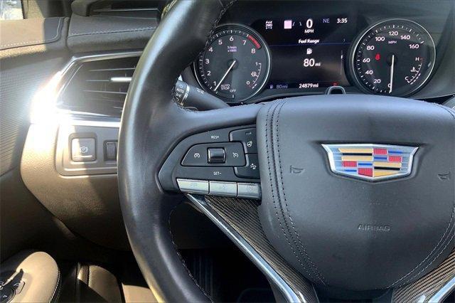 used 2022 Cadillac XT6 car, priced at $40,521