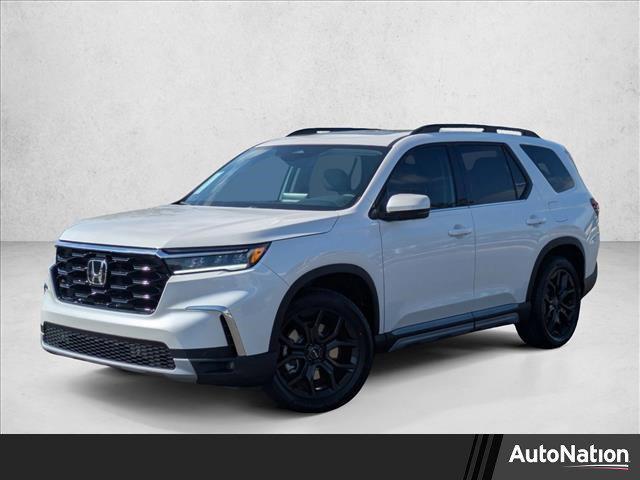 new 2025 Honda Pilot car, priced at $47,781