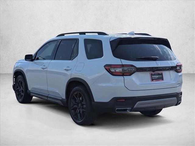 new 2025 Honda Pilot car, priced at $47,781