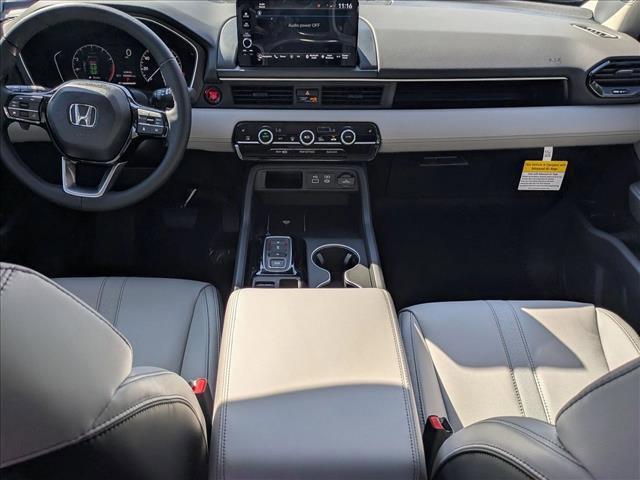 new 2025 Honda Pilot car, priced at $47,781
