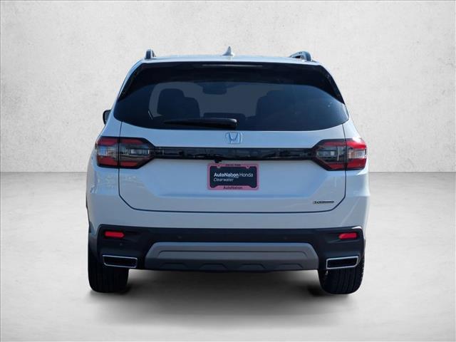 new 2025 Honda Pilot car, priced at $47,781