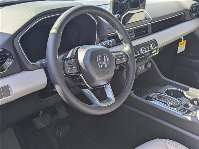 new 2025 Honda Pilot car, priced at $47,781