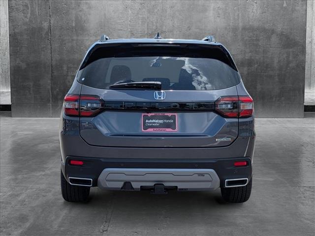 new 2025 Honda Pilot car, priced at $47,204