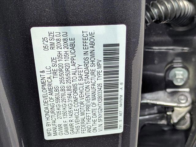 new 2025 Honda Pilot car, priced at $47,204