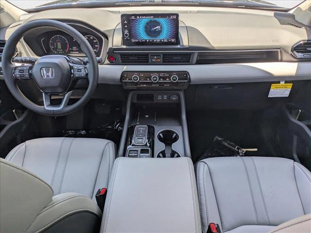 new 2025 Honda Pilot car, priced at $45,621