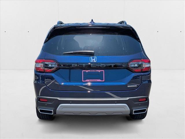 new 2025 Honda Pilot car, priced at $45,621