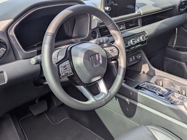 new 2025 Honda Pilot car, priced at $42,986