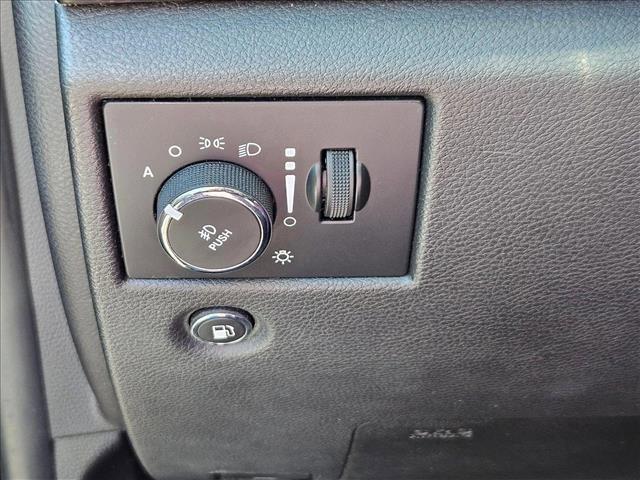 used 2015 Jeep Grand Cherokee car, priced at $11,995