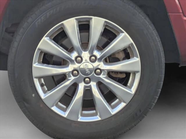 used 2016 Jeep Cherokee car, priced at $13,998