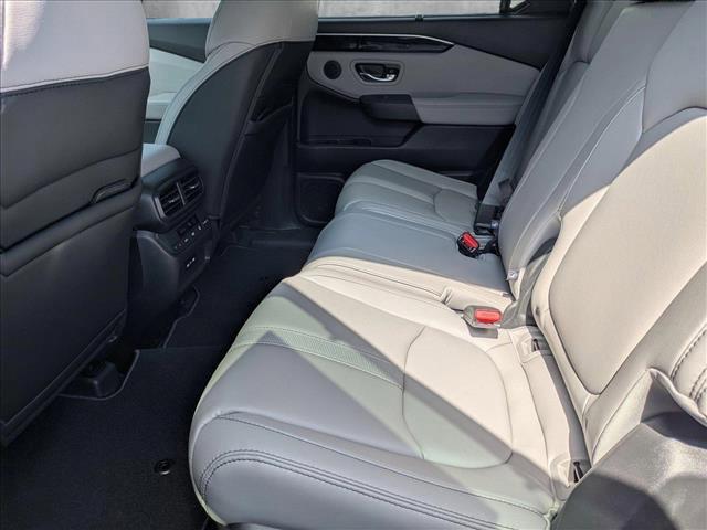 new 2025 Honda Pilot car, priced at $42,559
