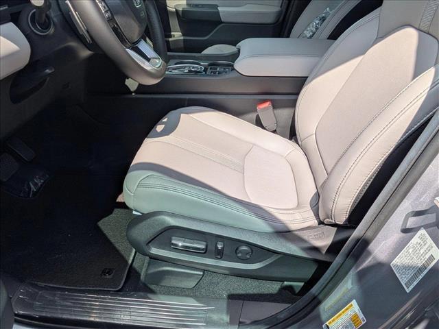 new 2025 Honda Pilot car, priced at $42,559