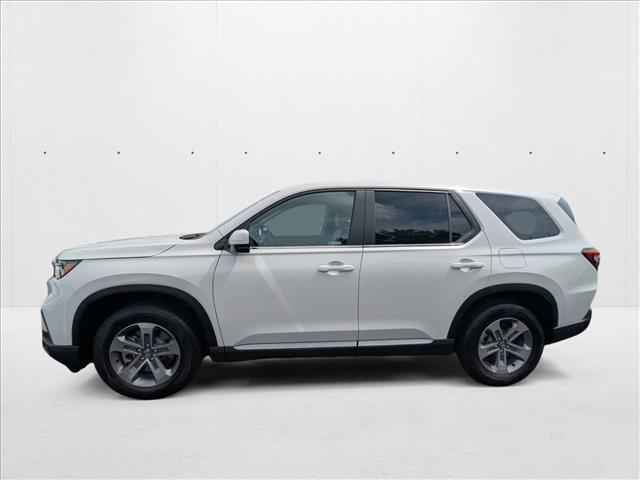 new 2025 Honda Pilot car, priced at $43,578