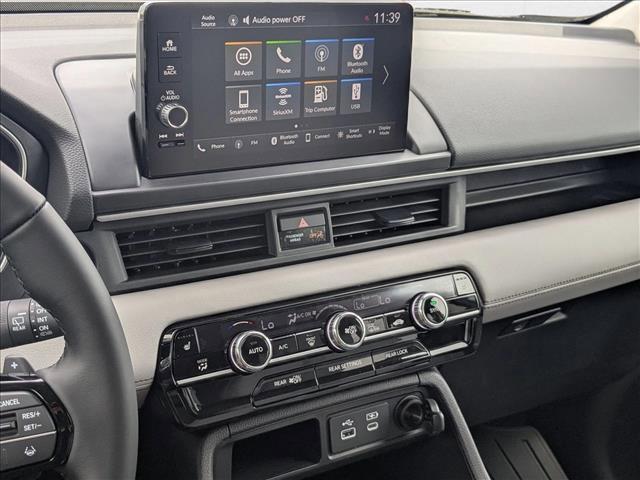 new 2025 Honda Pilot car, priced at $43,578