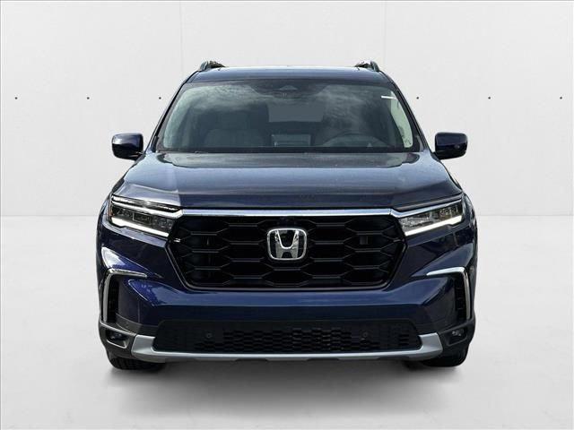 new 2025 Honda Pilot car, priced at $50,299