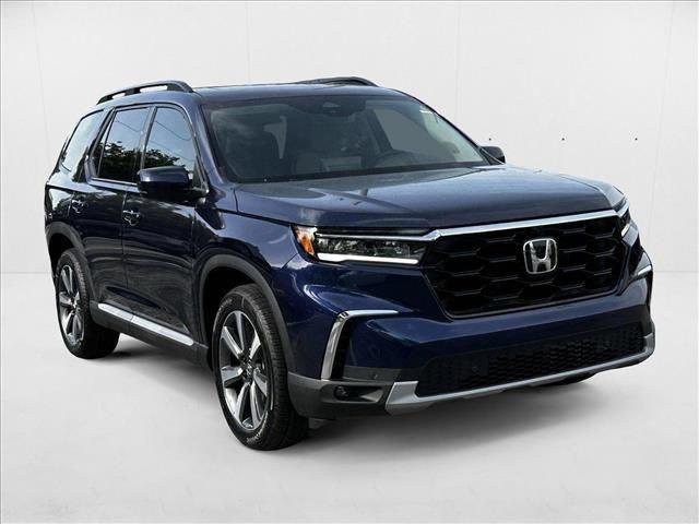 new 2025 Honda Pilot car, priced at $50,299