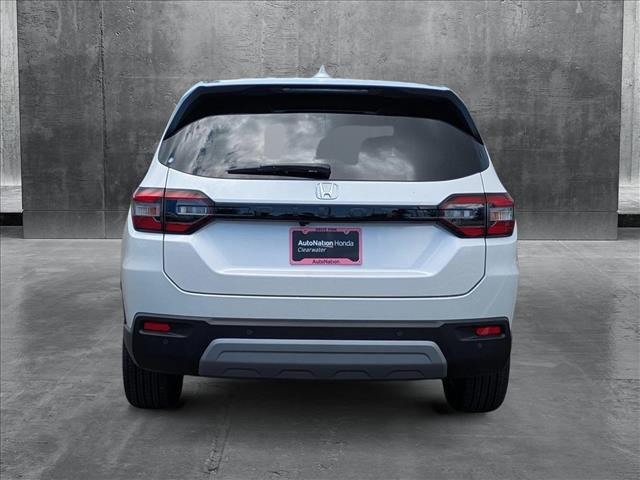 new 2025 Honda Pilot car, priced at $42,986