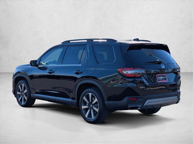 new 2025 Honda Pilot car, priced at $50,588