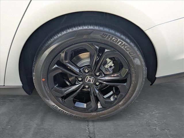 new 2025 Honda Accord car, priced at $30,923