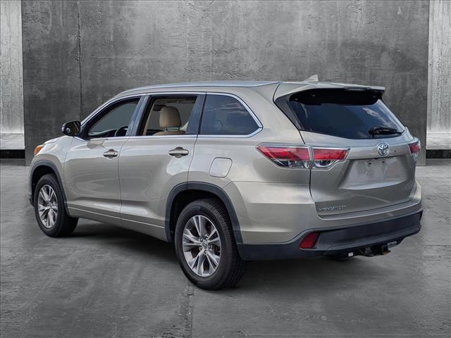 used 2015 Toyota Highlander car, priced at $21,991
