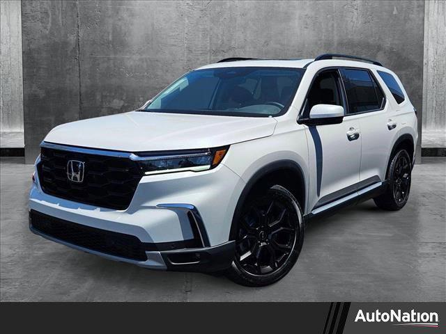 new 2025 Honda Pilot car, priced at $47,511