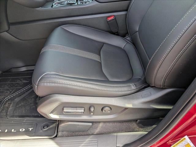 new 2025 Honda Pilot car, priced at $43,657