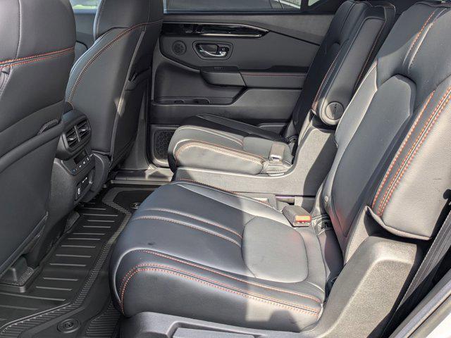 new 2025 Honda Pilot car, priced at $48,135