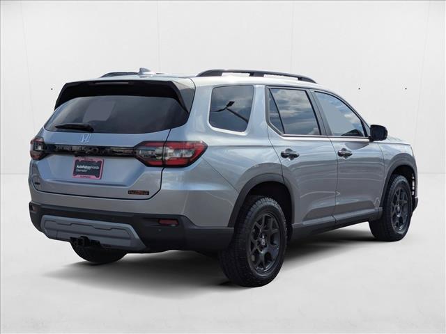 new 2025 Honda Pilot car, priced at $48,135