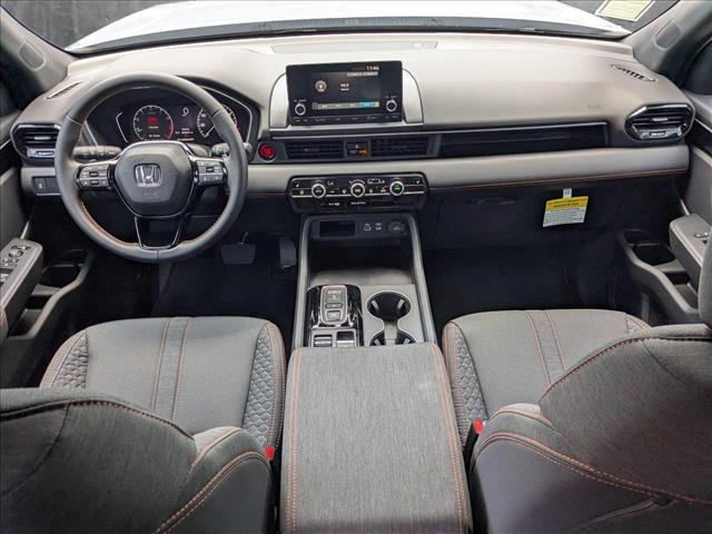 new 2025 Honda Pilot car, priced at $40,475