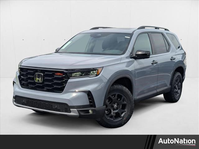 new 2025 Honda Pilot car, priced at $48,607