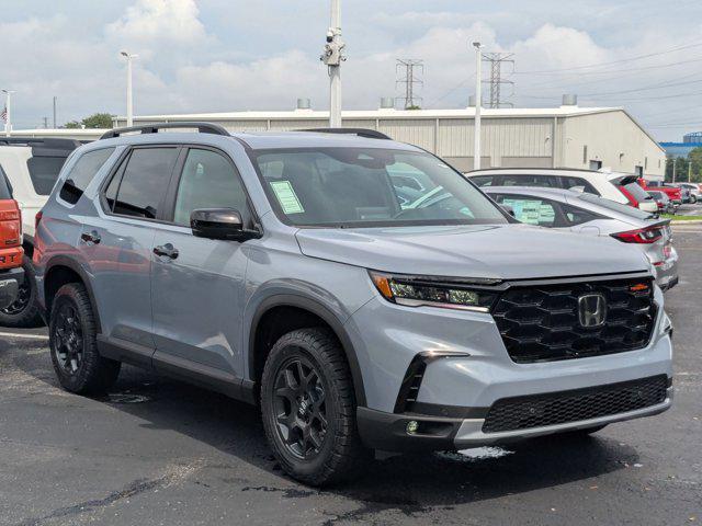 new 2025 Honda Pilot car, priced at $48,607