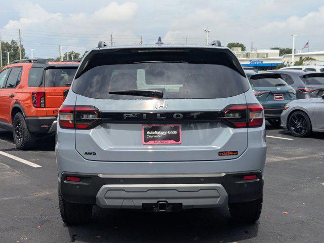 new 2025 Honda Pilot car, priced at $48,607