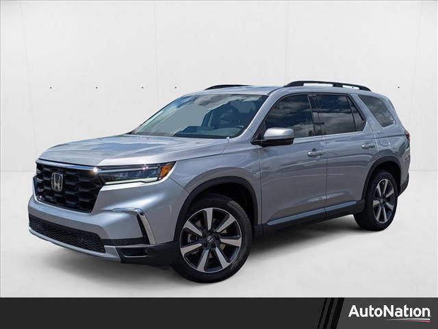new 2025 Honda Pilot car, priced at $47,574