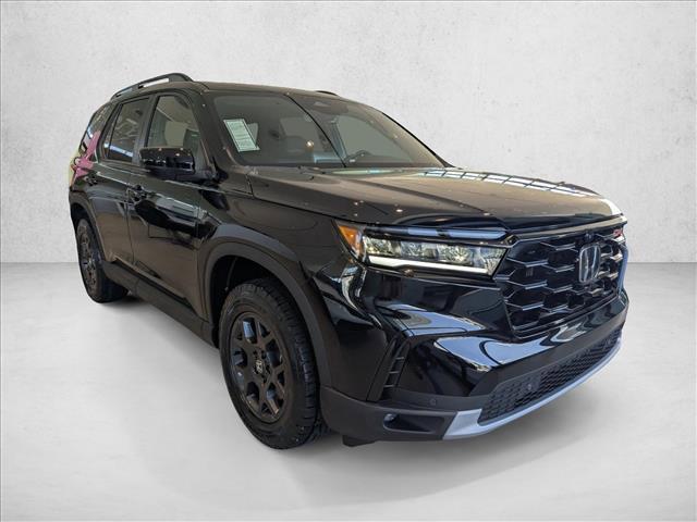 new 2025 Honda Pilot car, priced at $48,180