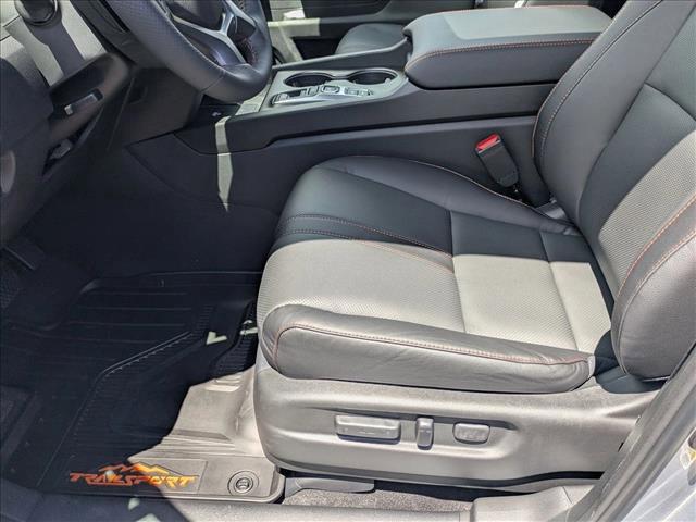 new 2025 Honda Ridgeline car, priced at $45,799