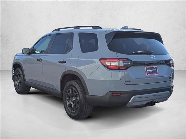 new 2025 Honda Pilot car, priced at $48,607