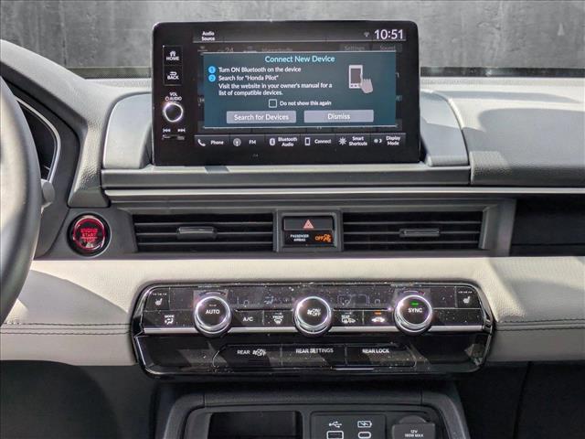 new 2025 Honda Pilot car, priced at $43,657