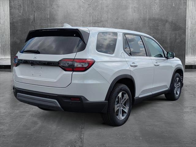 new 2025 Honda Pilot car, priced at $43,657